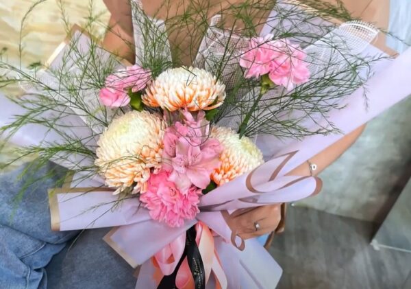 Korean Style Hand Bouquet